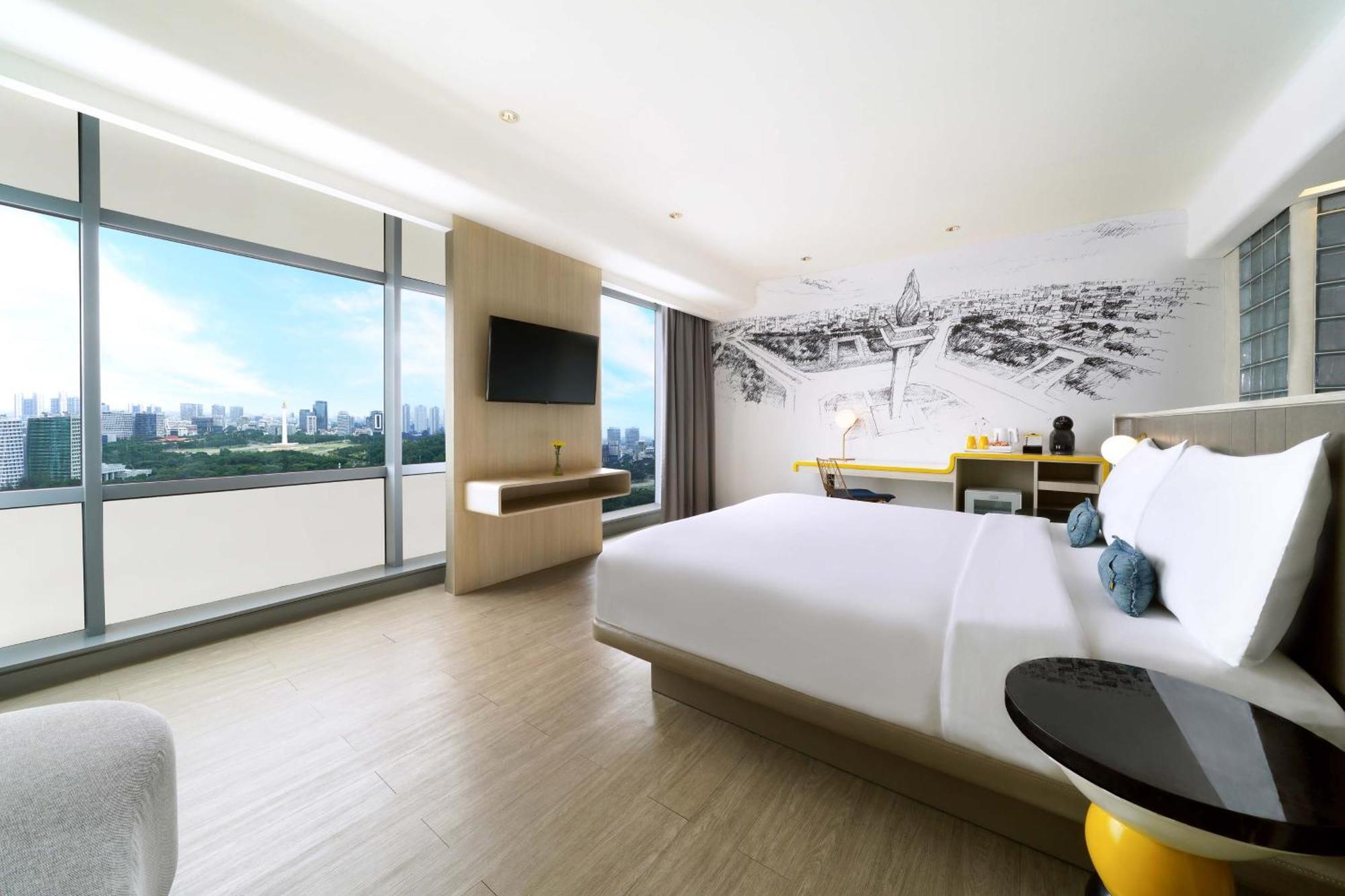 Yello Hotel Harmoni Jakarta Ngoại thất bức ảnh