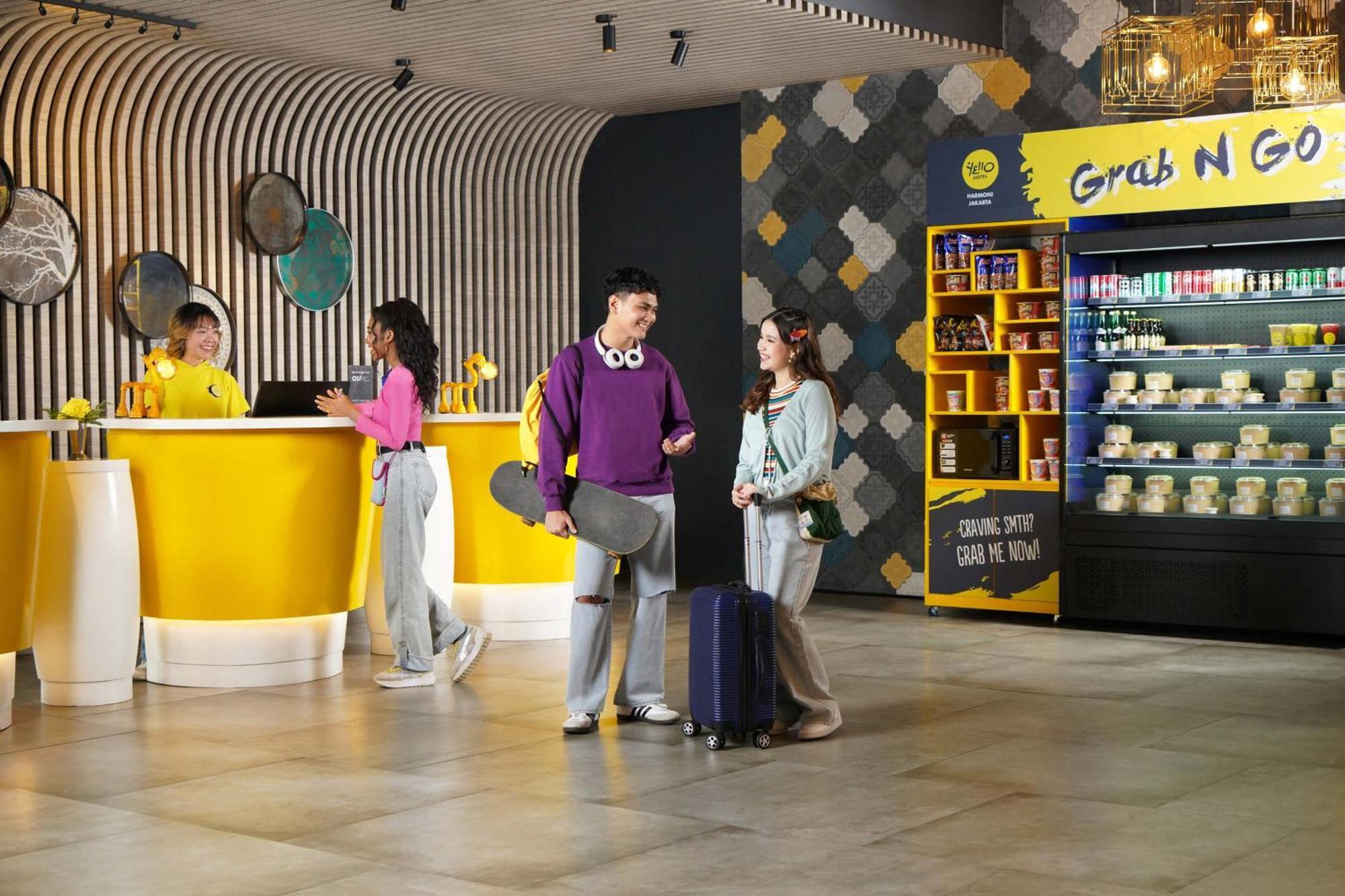 Yello Hotel Harmoni Jakarta Ngoại thất bức ảnh