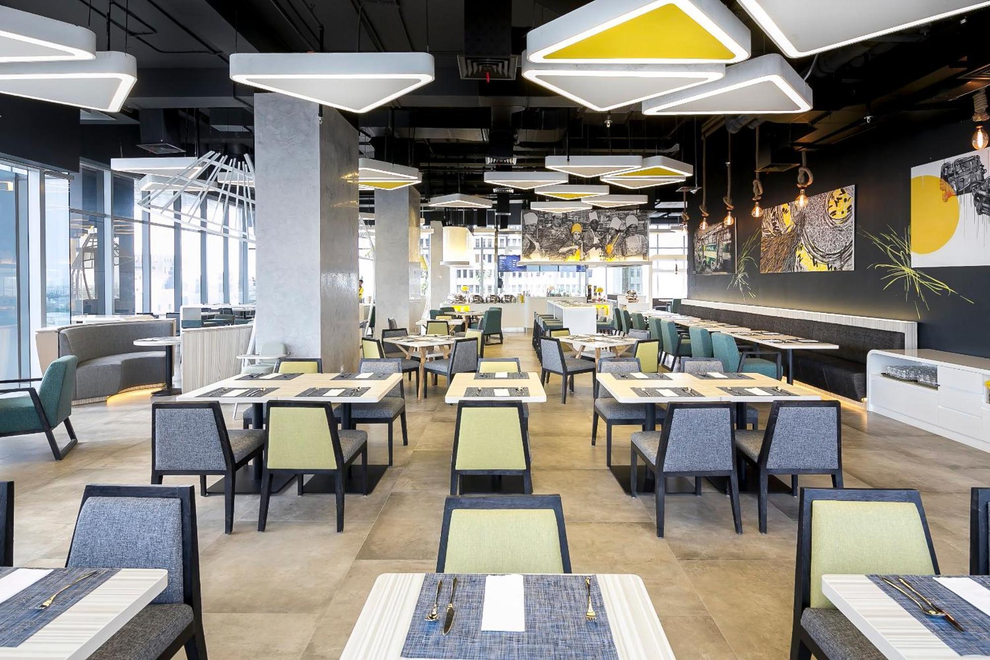 Yello Hotel Harmoni Jakarta Ngoại thất bức ảnh