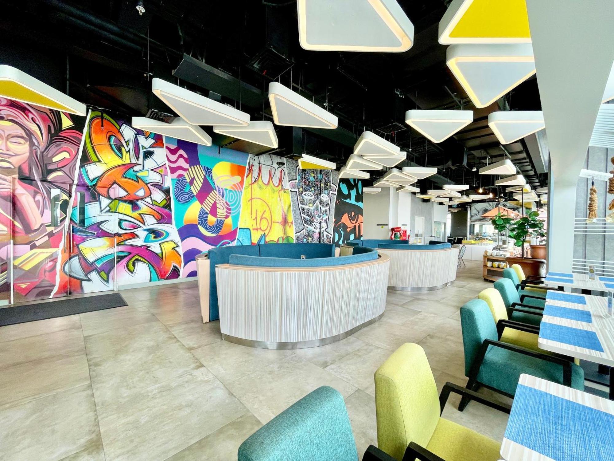 Yello Hotel Harmoni Jakarta Ngoại thất bức ảnh