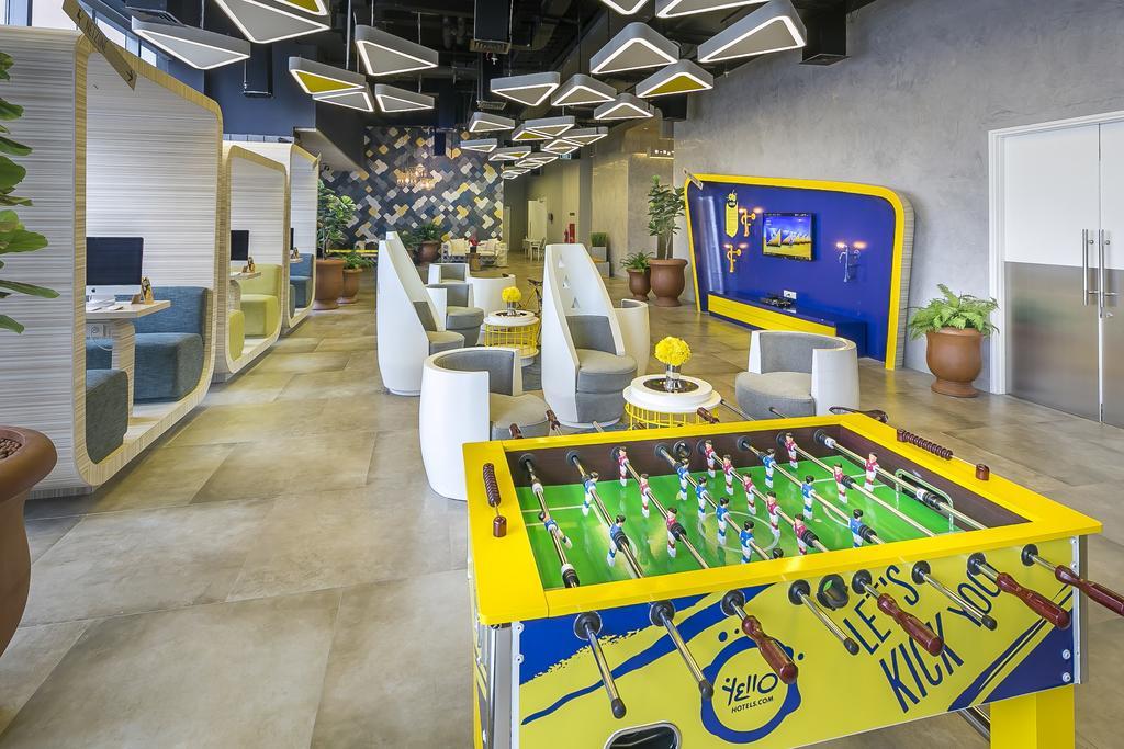 Yello Hotel Harmoni Jakarta Ngoại thất bức ảnh
