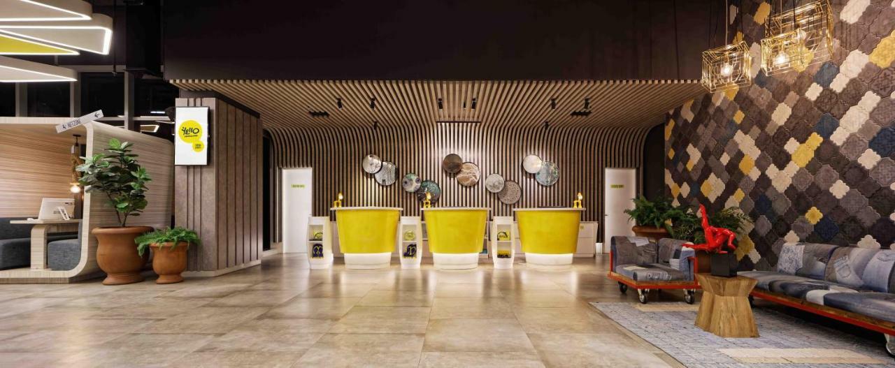 Yello Hotel Harmoni Jakarta Ngoại thất bức ảnh